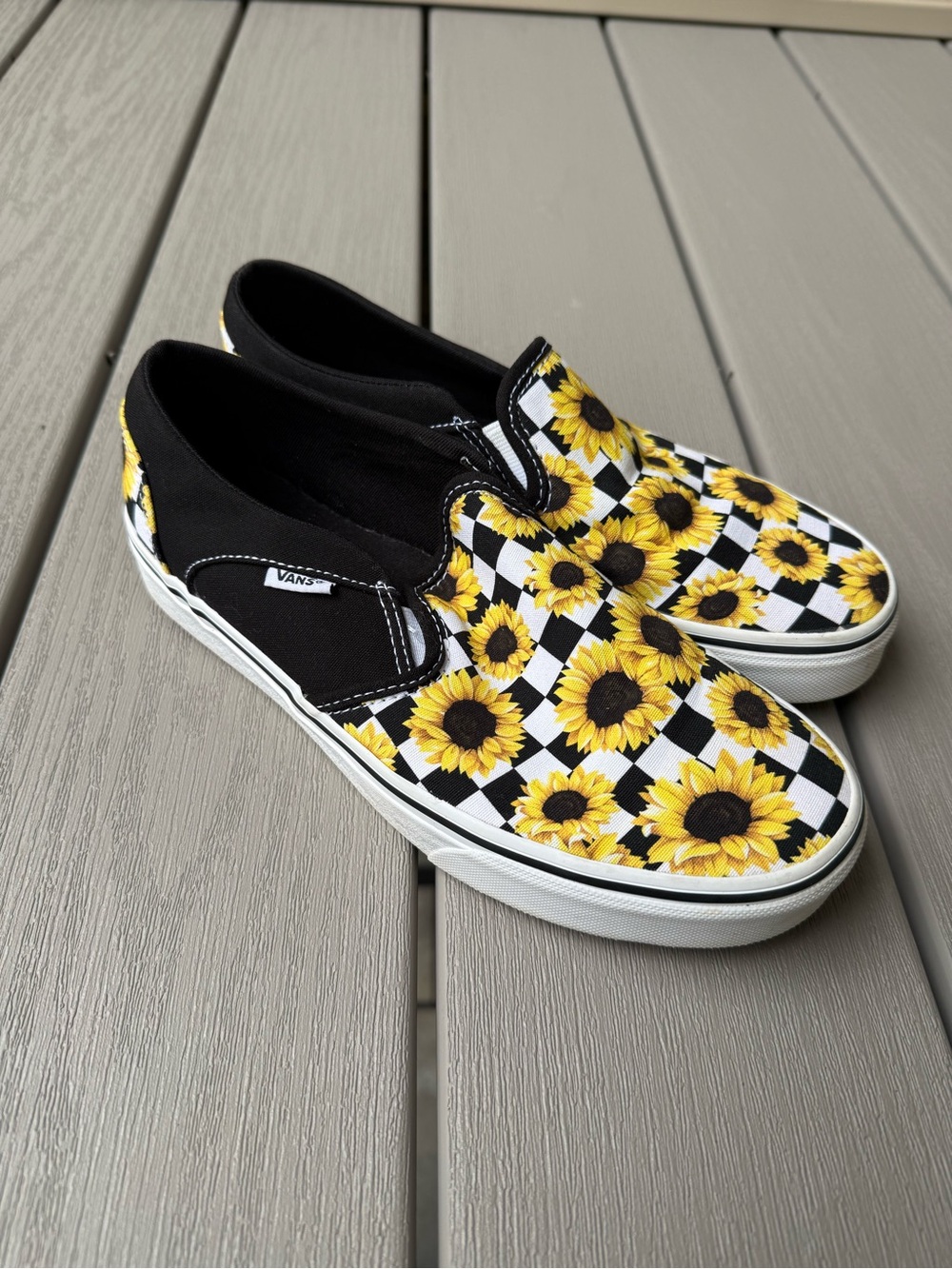 Vans Classic Slip-On Sunflower Checkerboard Shoes Women’s Size 8